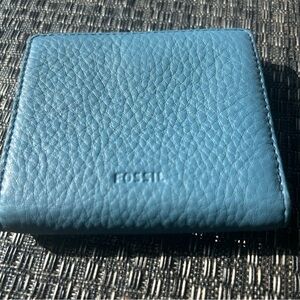 Fossil Pebbled Leather Bifold Wallet Light Navy